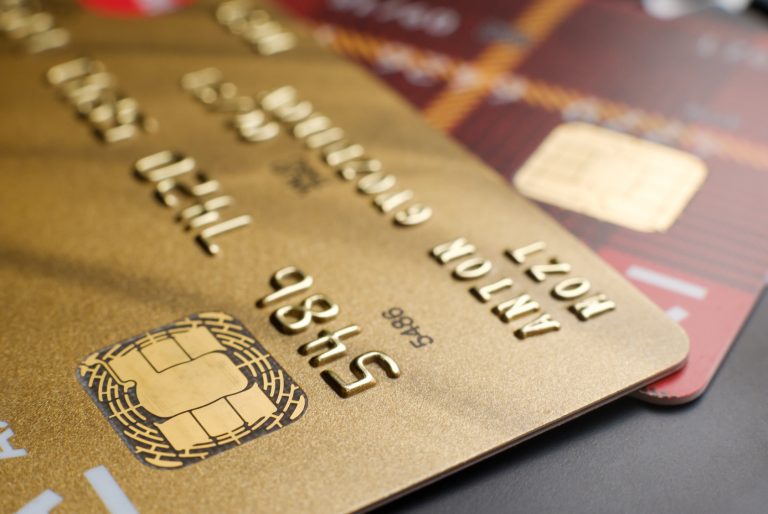 Gold MasterCard ou Visa Premier quelle différence